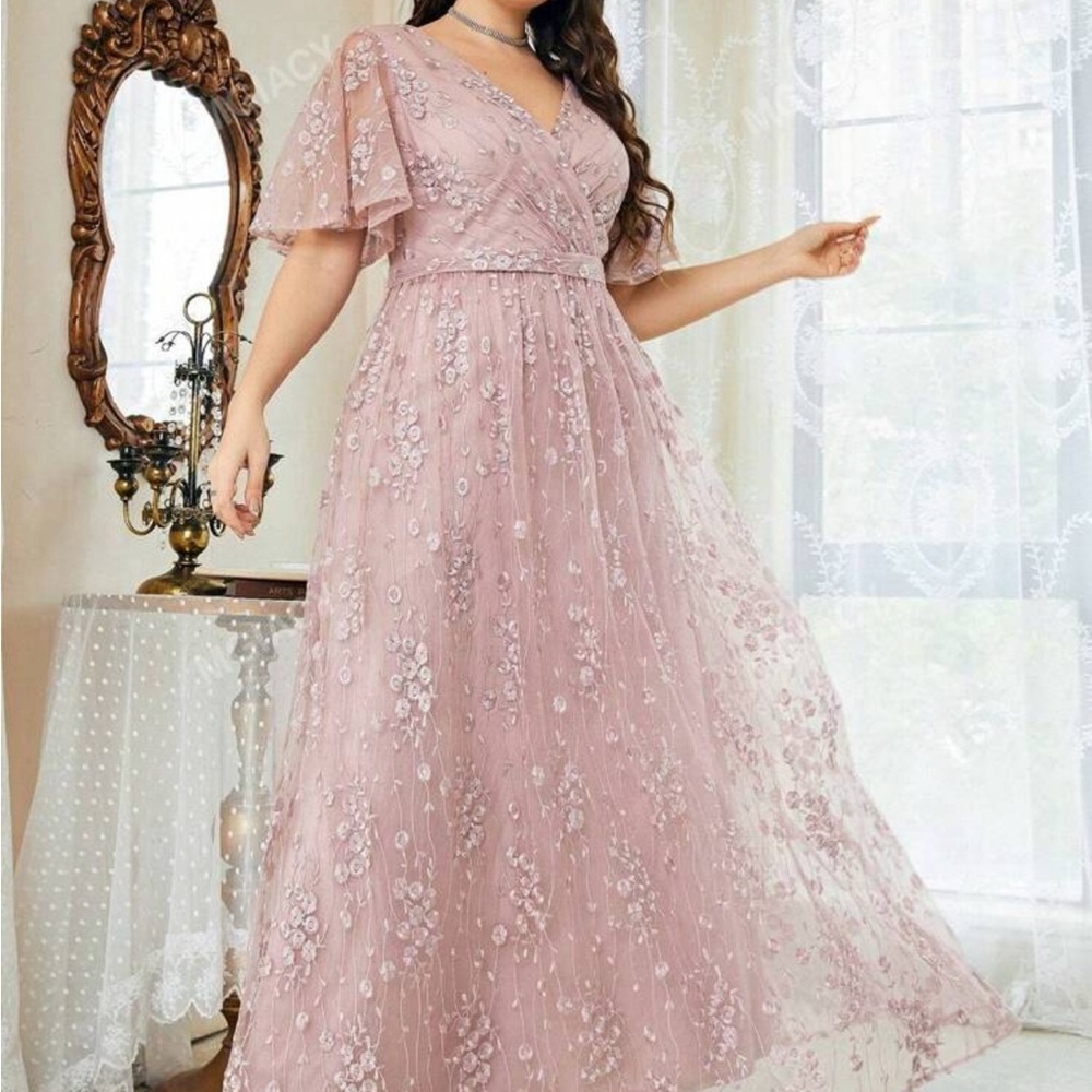 Elegant Pink Floral Maxi Dress